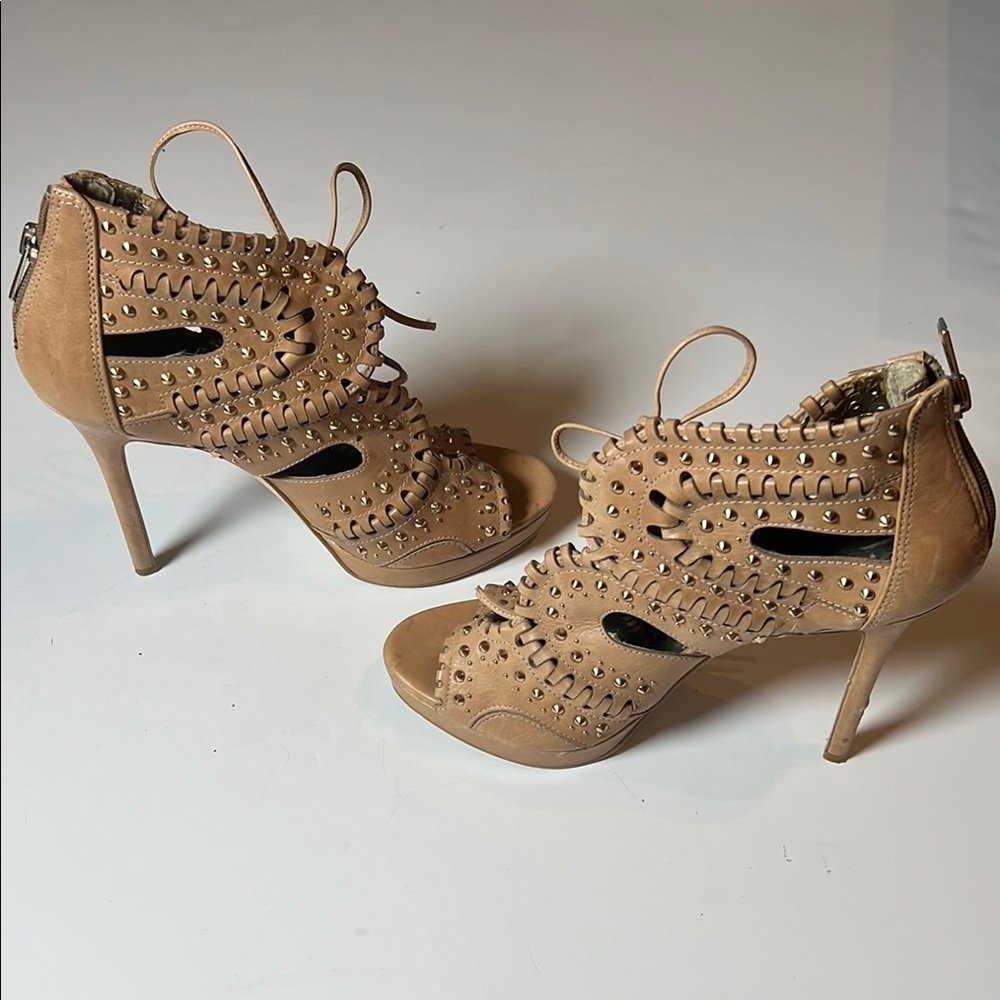 Sam Edelman Elyese Tan Studded Heels Size 8.5
